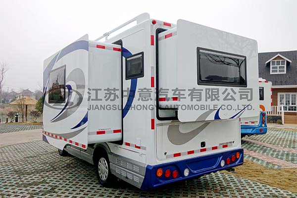 中意SZY5045XLJN5雙拓展依維柯C型房車