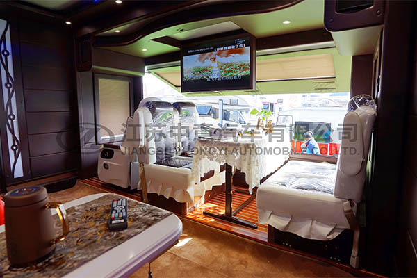 中意SZY5220XLJ紅巖房車