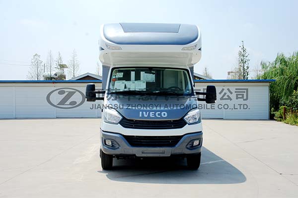 中意SZY5045XLJN2歐勝單拓展自動(dòng)擋依維柯C型房車