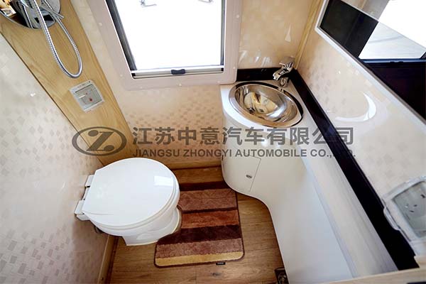 中意SZY5043XLJN5依維柯C型房車