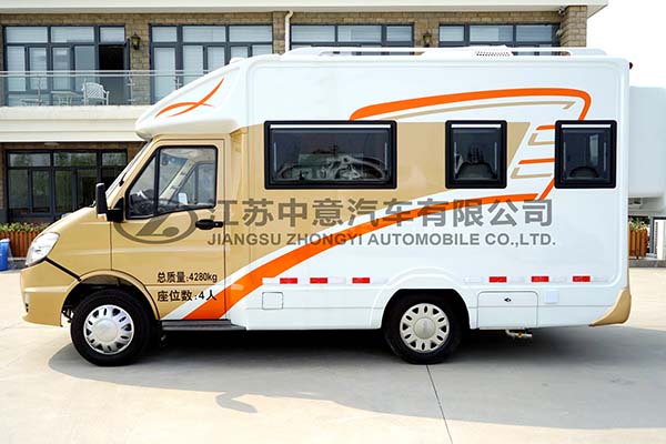 中意SZY5043XLJN5依維柯C型房車
