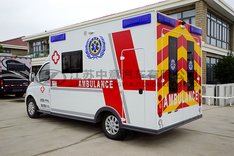 高檔救護(hù)車發(fā)動(dòng)機(jī)應(yīng)該怎樣保養(yǎng)？